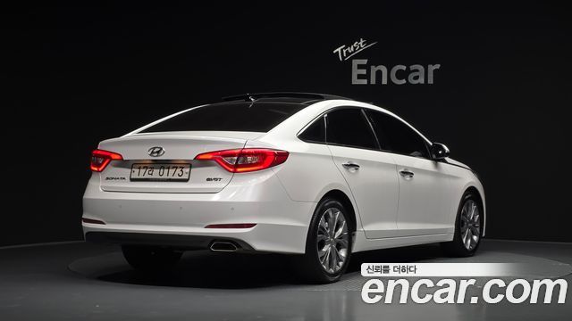 Hyundai Sonata (LF) 1.7 Diesel Smart Special 2016 — фото 2