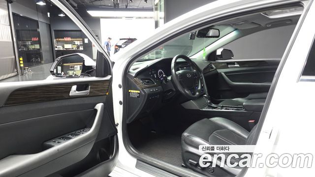 Hyundai Sonata (LF) 1.7 Diesel Smart Special 2016 — фото 10