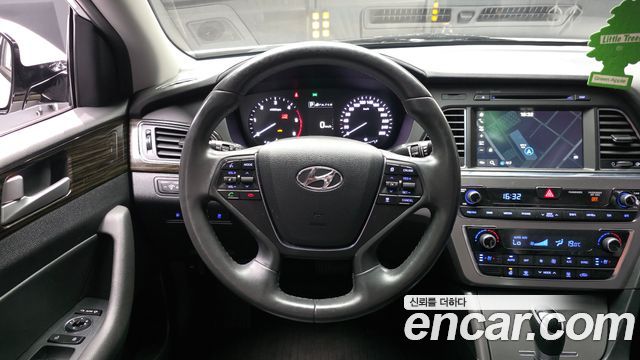 Hyundai Sonata (LF) 1.7 Diesel Smart Special 2016 — фото 13