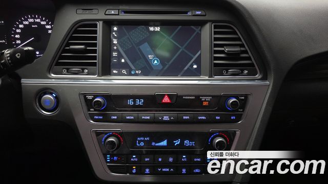 Hyundai Sonata (LF) 1.7 Diesel Smart Special 2016 — фото 14