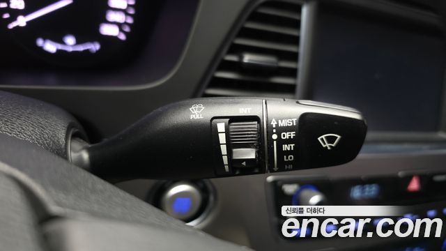 Hyundai Sonata (LF) 1.7 Diesel Smart Special 2016 — фото 29