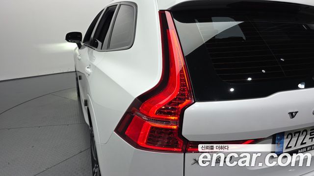 Volvo XC60 (II) T8 R-Design 2021 — фото 23