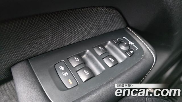 Volvo XC60 (II) T8 R-Design 2021 — фото 29