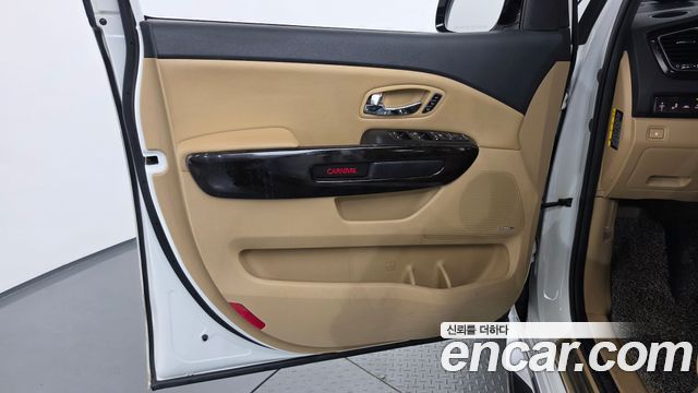 Kia Carnival 7-Seater Limousine President 2019 — фото 30