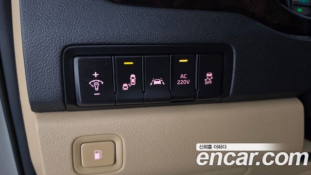Kia Carnival 7-Seater Limousine President 2019 — фото 34