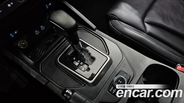 KG Mobility (SsangYong) Rexton Sports Khan Diesel 2.2 4WD Culman Prestige 2024 — фото 9