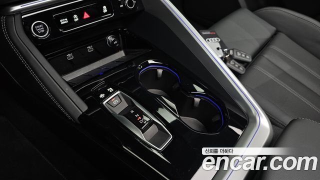 Audi Q5 (80A) 45 TFSI Quattro S line 2025 — фото 9