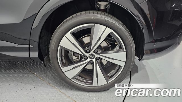 Audi Q5 (80A) 45 TFSI Quattro S line 2025 — фото 21