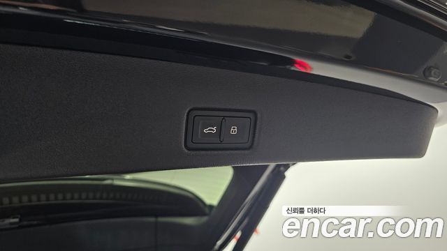 Audi Q5 (80A) 45 TFSI Quattro S line 2025 — фото 31