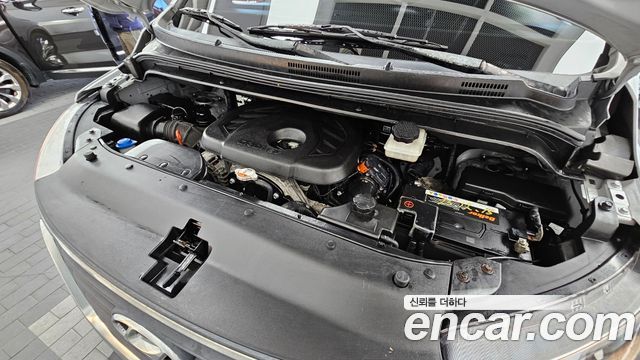 Hyundai Grand Starex 4WD Wagon 12-Seater Smart 2019 — фото 6