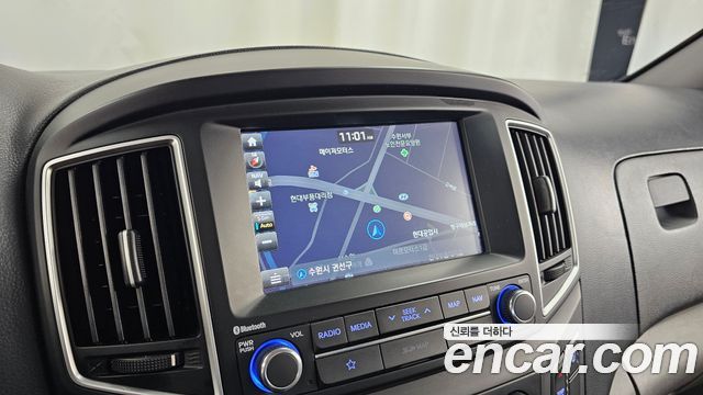 Hyundai Grand Starex 4WD Wagon 12-Seater Smart 2019 — фото 22