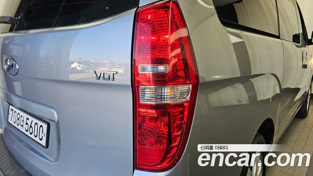 Hyundai Grand Starex 4WD Wagon 12-Seater Smart 2019 — фото 29