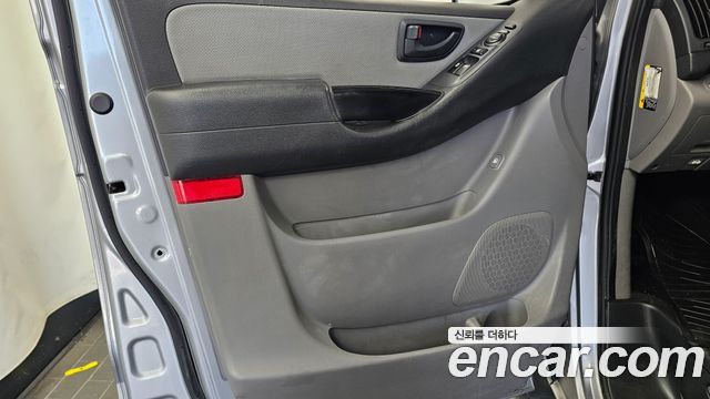 Hyundai Grand Starex 4WD Wagon 12-Seater Smart 2019 — фото 30