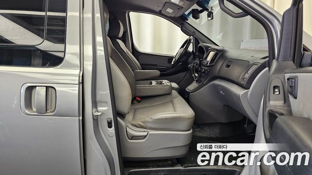 Hyundai Grand Starex 4WD Wagon 12-Seater Smart 2019 — фото 32
