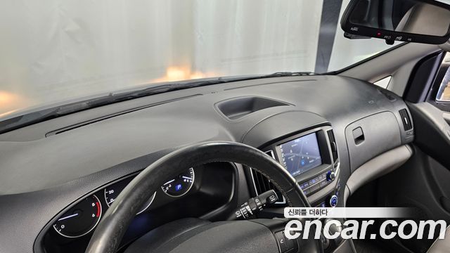 Hyundai Grand Starex 4WD Wagon 12-Seater Smart 2019 — фото 36