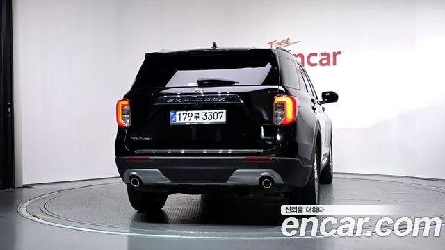 Ford Explorer (VI) 3.3 Hybrid 2022 — фото 4