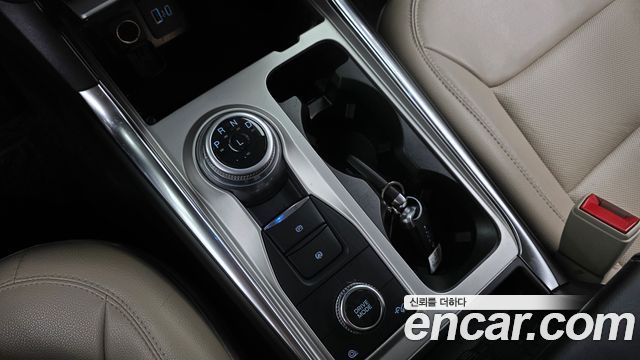 Ford Explorer (VI) 3.3 Hybrid 2022 — фото 9