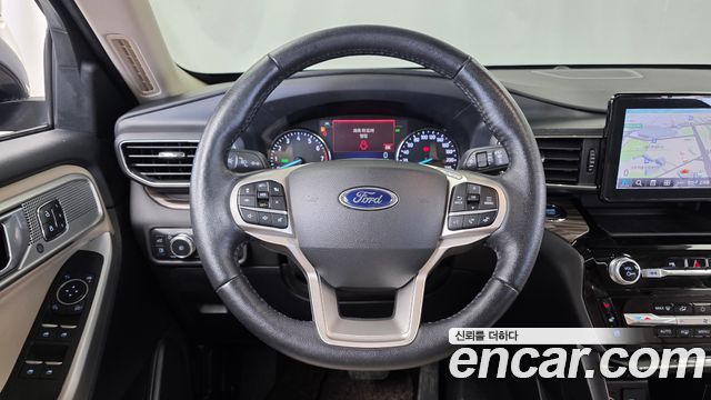 Ford Explorer (VI) 3.3 Hybrid 2022 — фото 13