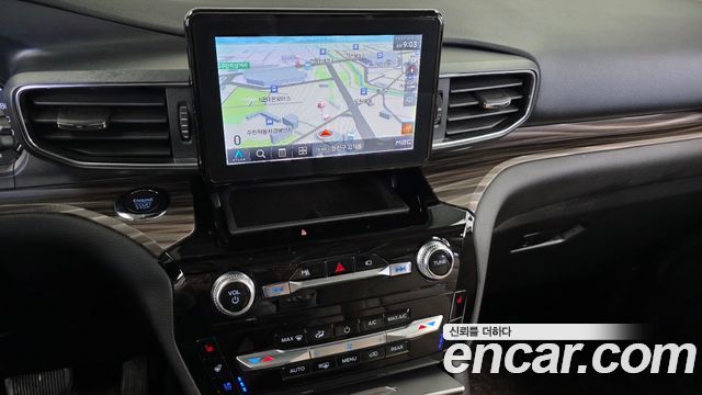 Ford Explorer (VI) 3.3 Hybrid 2022 — фото 14