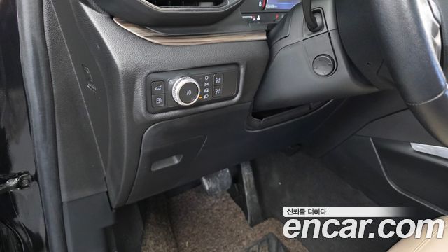 Ford Explorer (VI) 3.3 Hybrid 2022 — фото 18