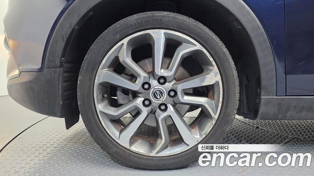 KG Mobility (SsangYong) Tivoli LX 2WD DLX 2015 — фото 5