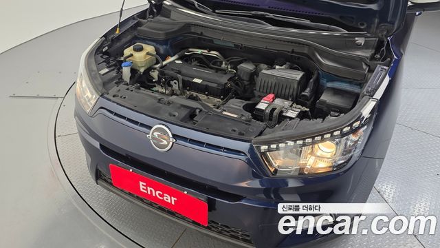 KG Mobility (SsangYong) Tivoli LX 2WD DLX 2015 — фото 6