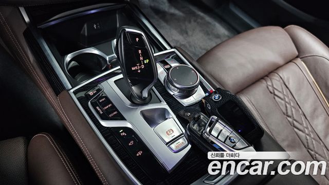 BMW 7 Series (G11) 740d xDrive M Sport 2018 — фото 9