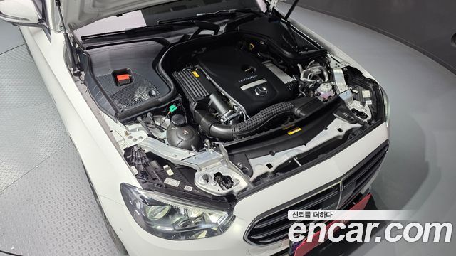 Mercedes-Benz E-Class (W213) E300e 4MATIC Exclusive 2021 — фото 6