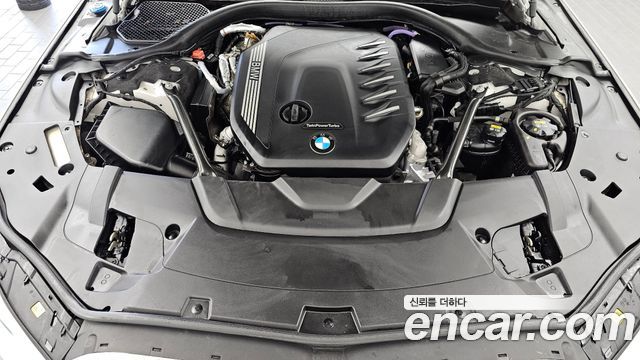 BMW 7 Series (G11) 730Ld xDrive Design Pure Excellence 2021 — фото 6
