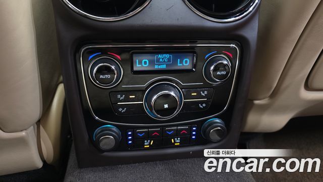 Jaguar XJ 3.0D Premium Luxury SWB X351 2013 — фото 20