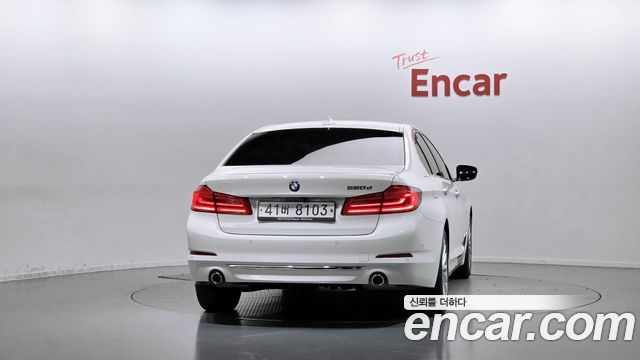 BMW 5 Series (G30) 520d Luxury Special Edition 2018 — фото 4