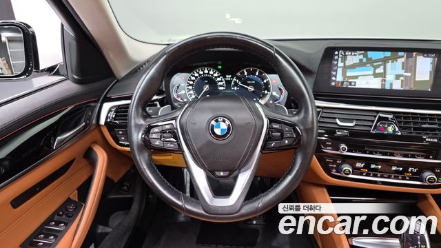 BMW 5 Series (G30) 520d Luxury Special Edition 2018 — фото 13