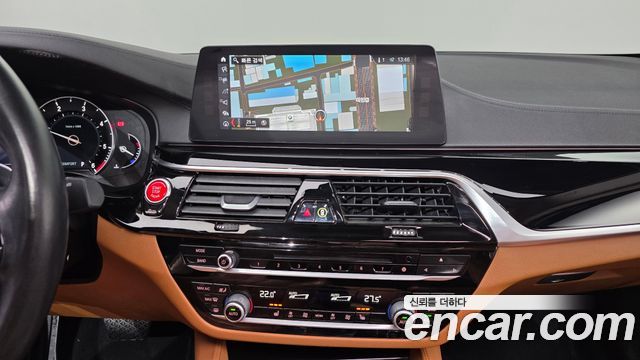 BMW 5 Series (G30) 520d Luxury Special Edition 2018 — фото 15