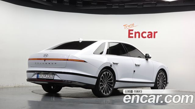Hyundai Grandeur Hybrid (GN7) Calligraphy 2025 — фото 2
