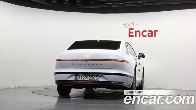 Hyundai Grandeur Hybrid (GN7) Calligraphy 2025 — фото 4