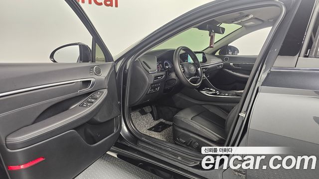 Hyundai Sonata (DN8) 2.0 Premium Plus 2022 — фото 10