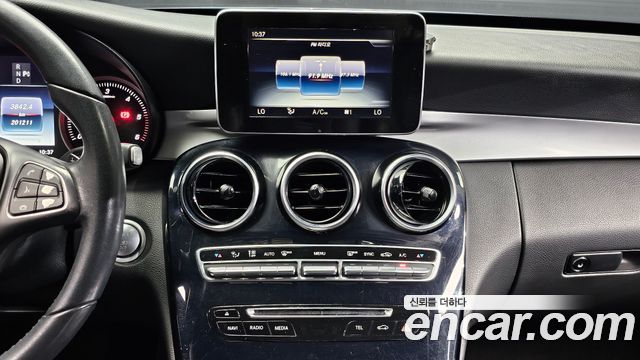 Mercedes-Benz C-Class (W205) C200 d 2017 — фото 14