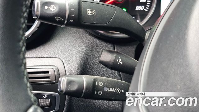 Mercedes-Benz C-Class (W205) C200 d 2017 — фото 17