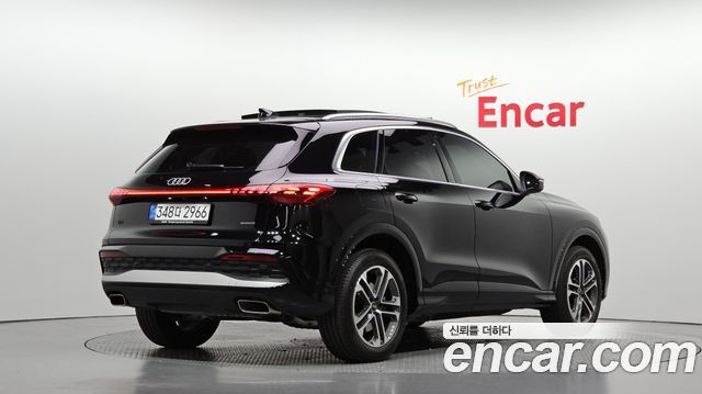 Audi Q5 (80A) 40 TFSI Quiattro Advanced 2025 — фото 2