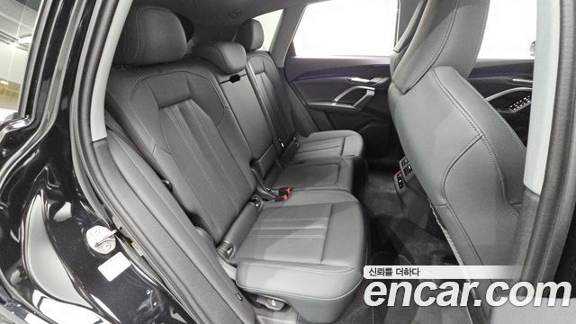 Audi Q5 (80A) 40 TFSI Quiattro Advanced 2025 — фото 11
