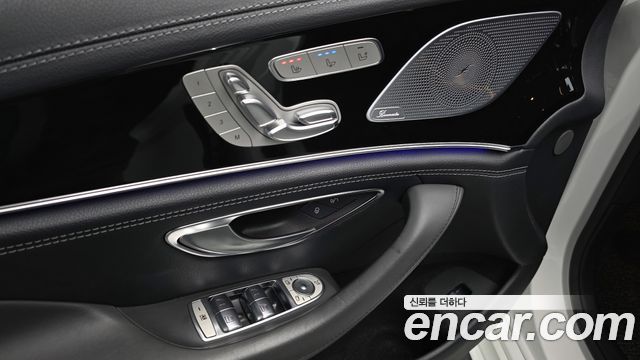 Mercedes-Benz AMG GT 4Door 43 4MATIC+ 2020 — фото 23