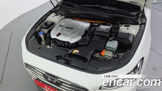 Hyundai Grandeur Hybrid (IG) Exclusive Special 2019 — фото 6