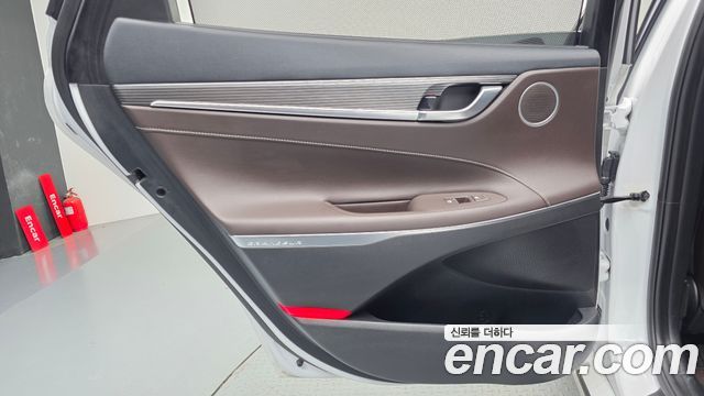 Hyundai Grandeur Hybrid (IG) Exclusive Special 2019 — фото 25