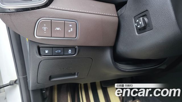 Hyundai Grandeur Hybrid (IG) Exclusive Special 2019 — фото 29