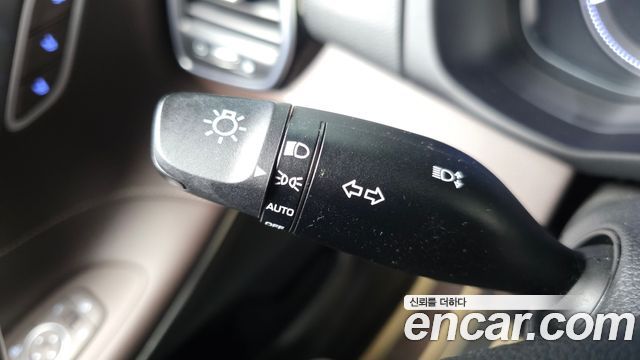 Hyundai Grandeur Hybrid (IG) Exclusive Special 2019 — фото 34