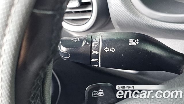 Hyundai Kona Electric Premium 2020 — фото 16