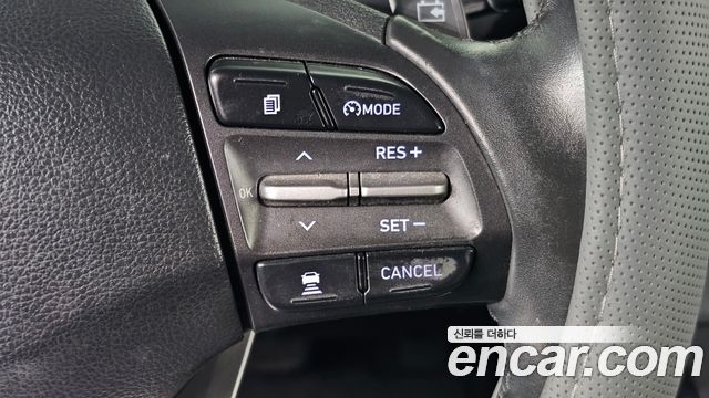 Hyundai Kona Electric Premium 2020 — фото 18