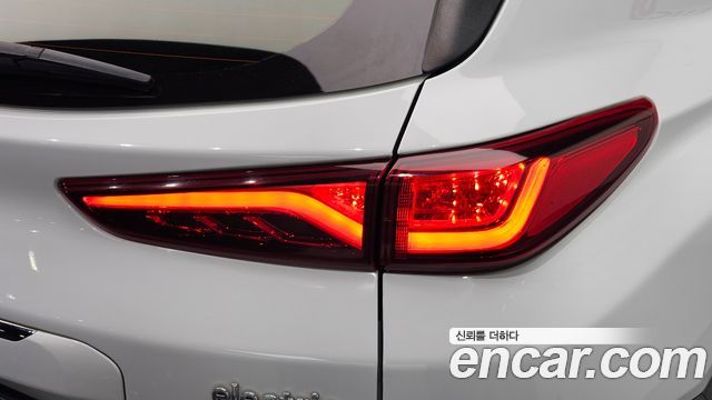 Hyundai Kona Electric Premium 2020 — фото 23