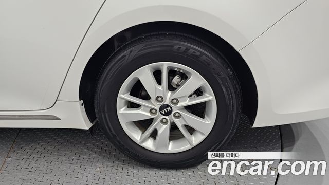 Kia K5 (II) LPI MX Luxury 2018 — фото 21