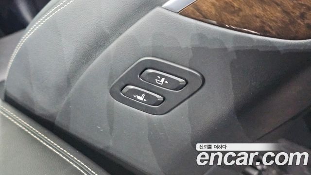 Genesis G90 3.8 AWD Luxury 2019 — фото 27